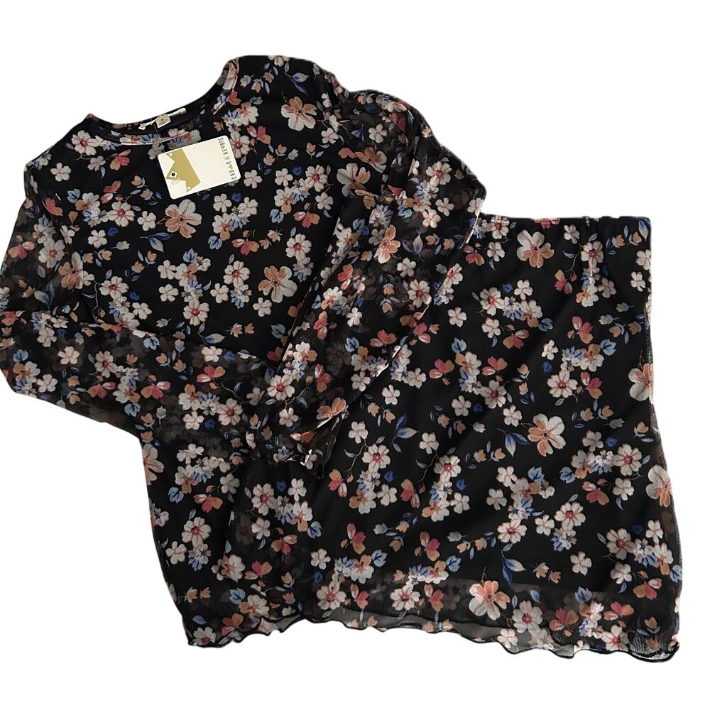 NWT Crown of Hearts Long Sleeve Girl’s 2pc Black Floral Skirt Set-Medium